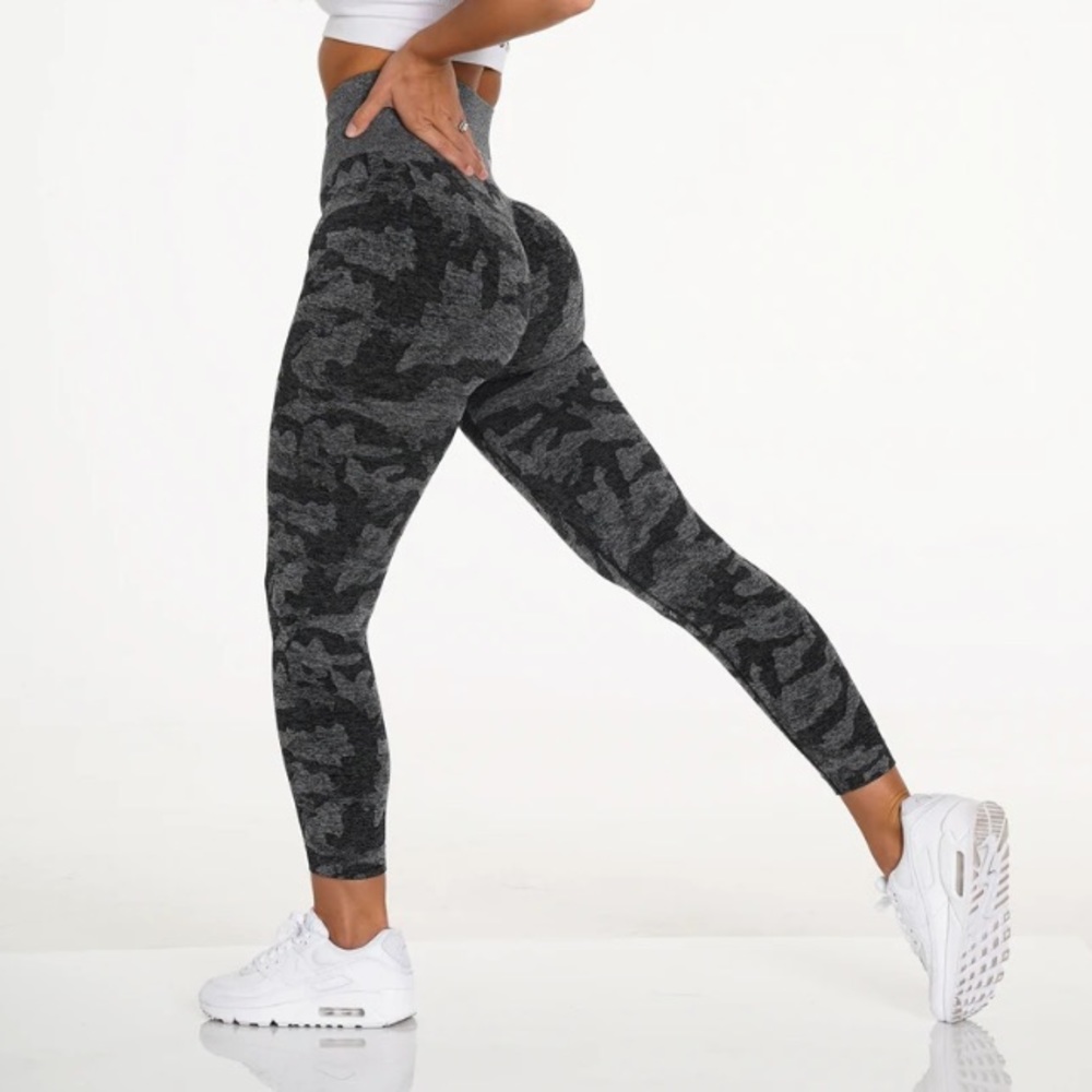 NVGTN Black Camo Seamless Leggings